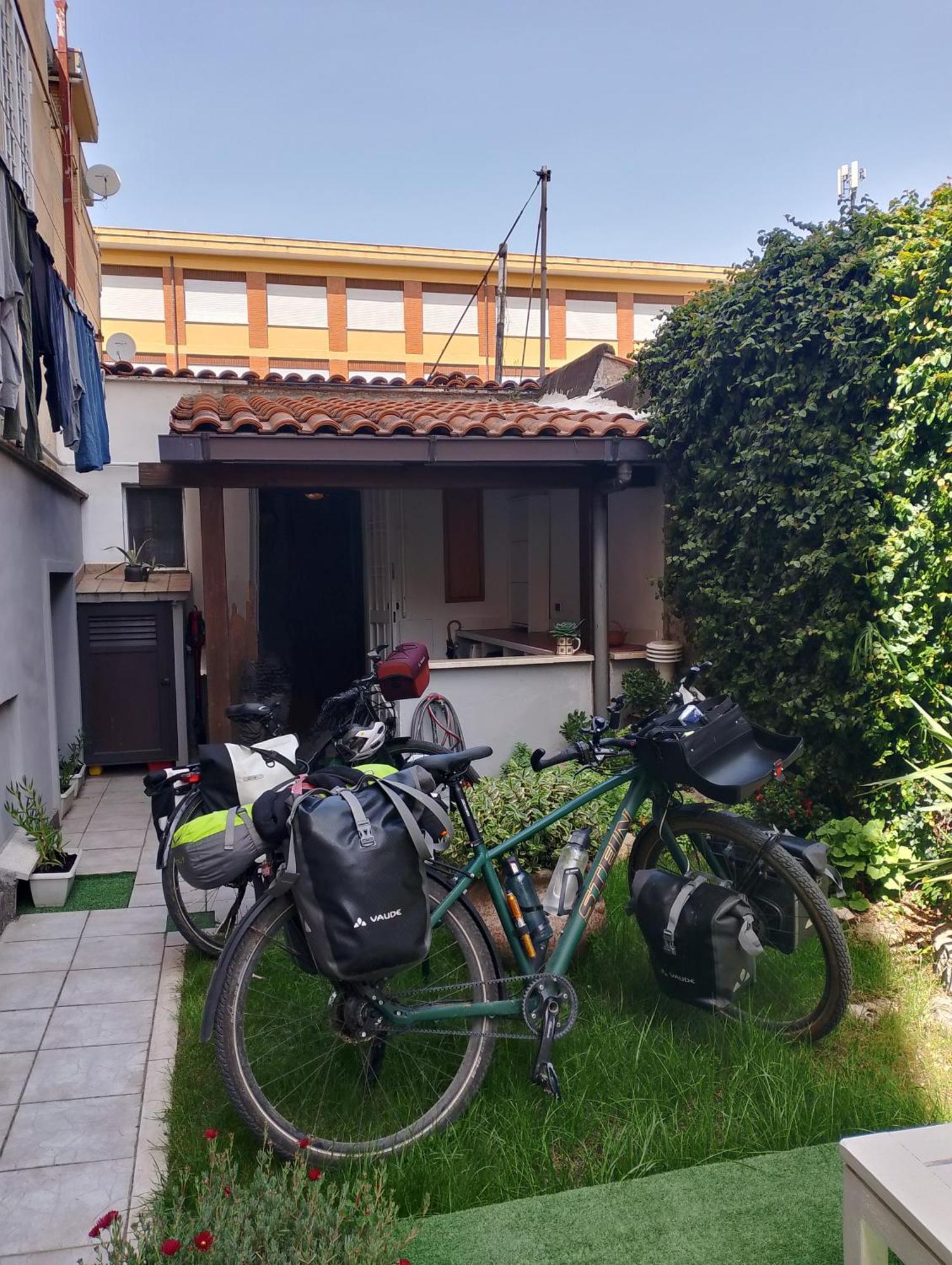 House With Private Garden Apartment Rome Exterior photo